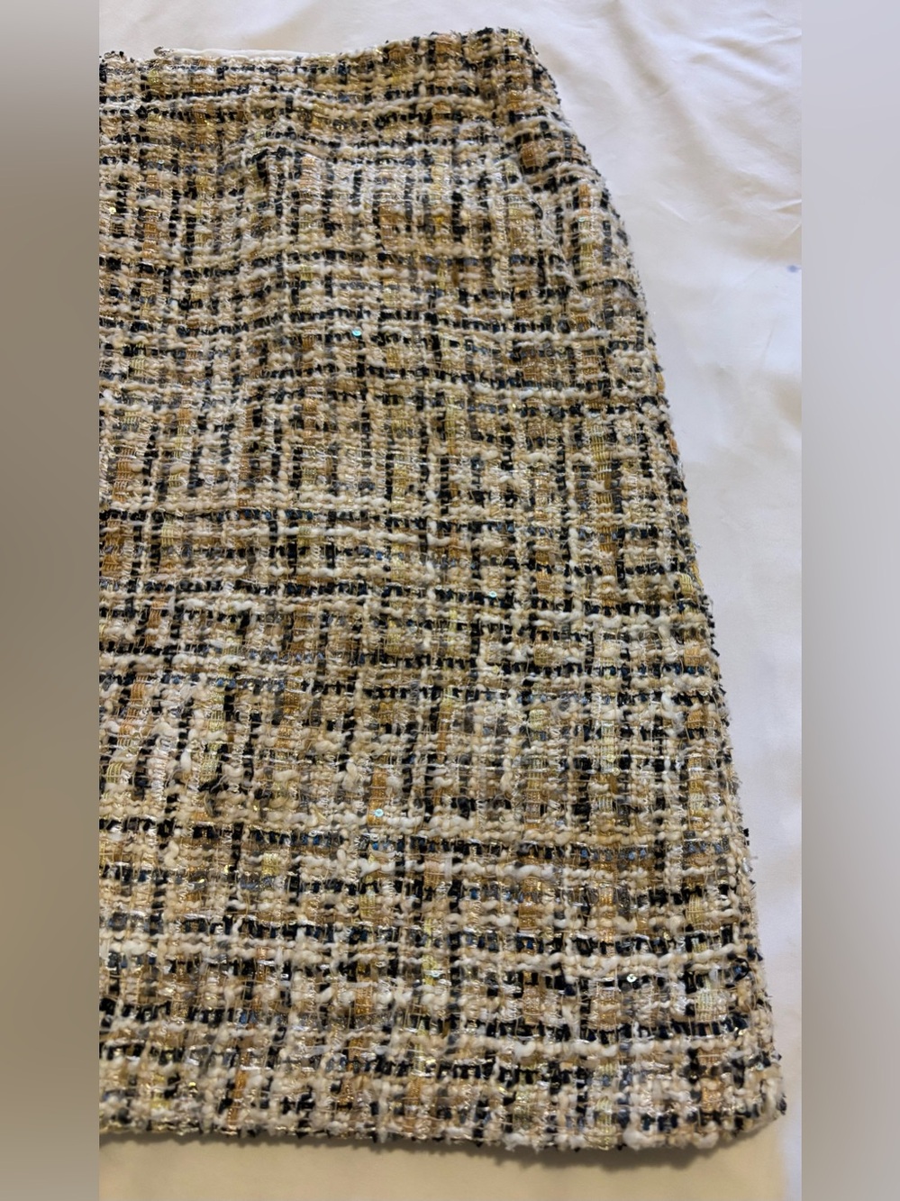 LOFT Tweed Mini Skirt Neutral Bouclé Gold Metallic Shimmer Career Cocktail Sz 6 - Picture 9 of 10
